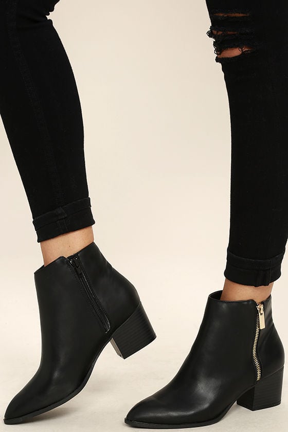 Stop Everything: We Found the Perfect Black Ankle Boots - College Fashion