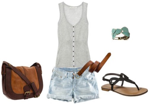 College orientation outfit 1: Gray tank, sandals, leather accessories