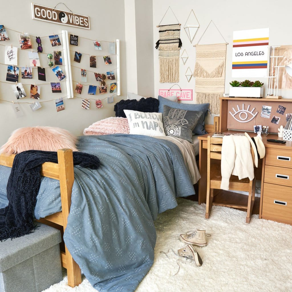 College Dorm Room Furnishings Shopping Guide [2020] - College Fashion