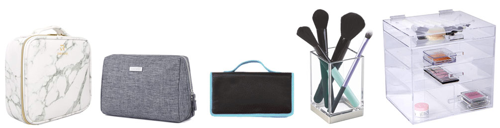 Sac à maquillage imprimé marbre blanc et gris, trousse de maquillage simple à fermeture éclair grise avec matériel argenté, rouleau de pinceaux noir avec garniture bleu aqua, gobelet de pinceaux de maquillage transparent, tiroirs quadruples en plastique transparent