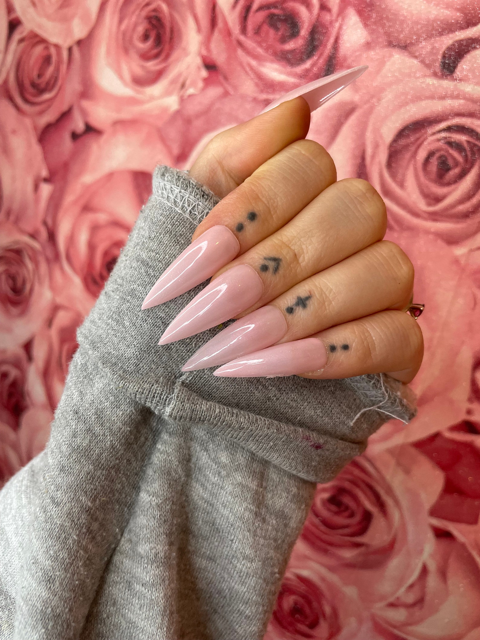 What's more attractive on a girl short nails or long nails? - GirlsAskGuys