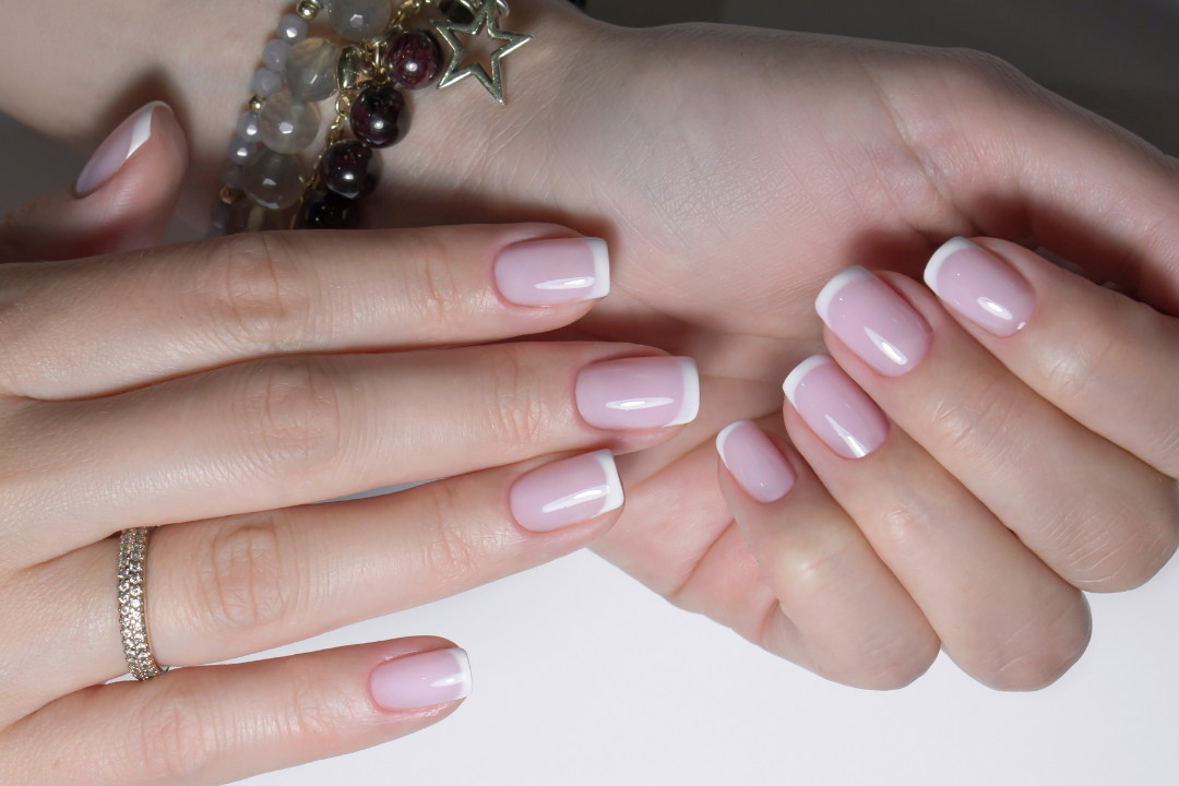 Upgrade Your Mani: 15 French Tip Nail Ideas - College Fashion