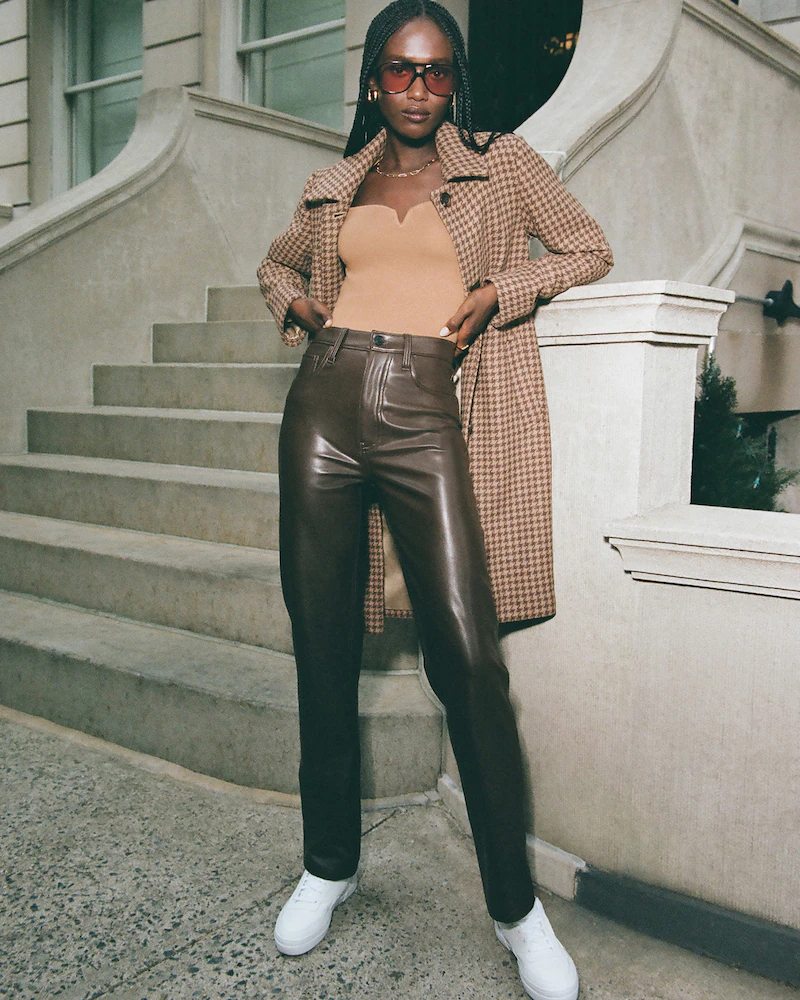 Celebrity Fashion | Sienna Miller's Burgundy Leather Pants | Fashion,  Women, Burgundy leather
