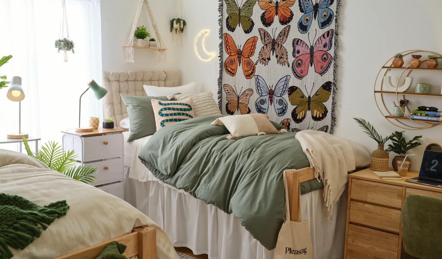 95+ Cute Dorm Room Decor Ideas and Inspiration