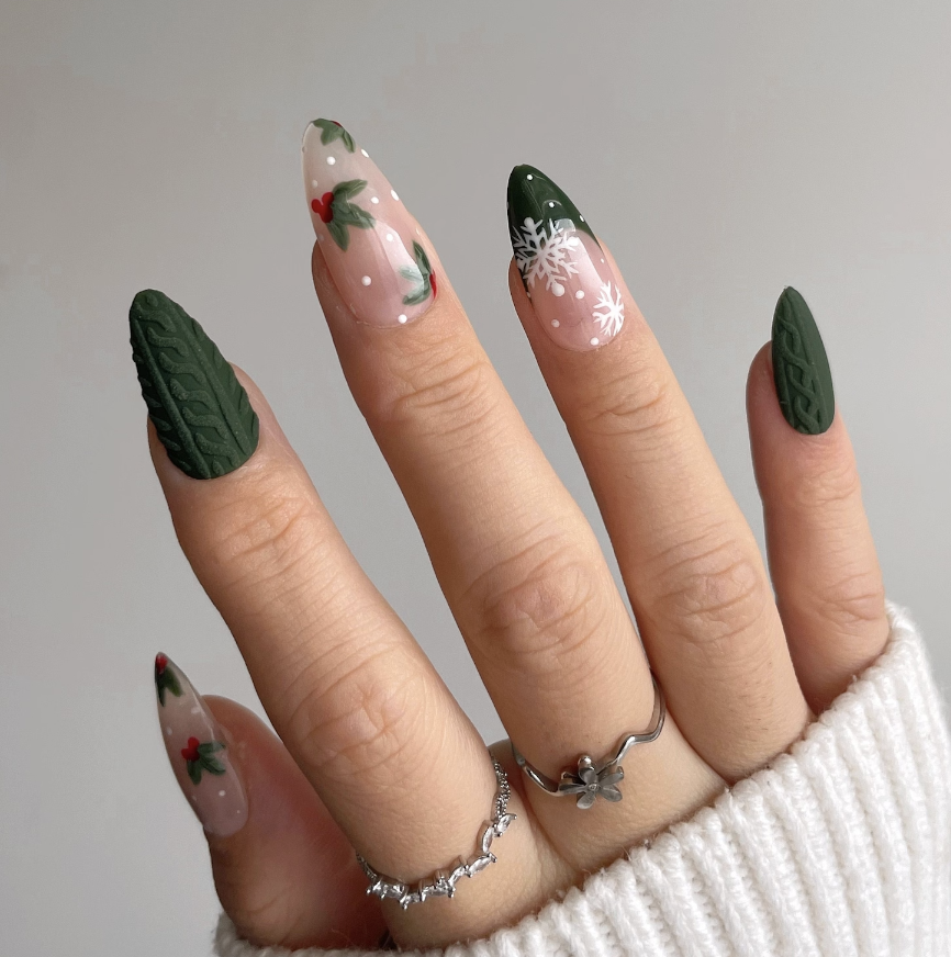 30 Christmas Nails Red and White Designs and Ideas