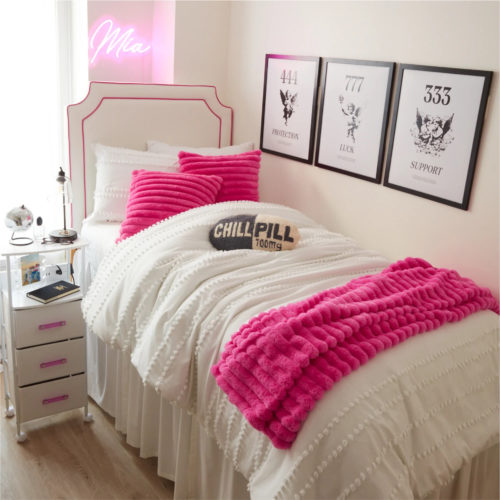 Dormify Plush Pink Ribbed Throw Blanket