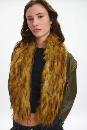 UO faux fur scarf